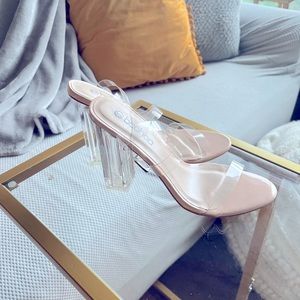 Boohoo size 7 clear strapped shoe